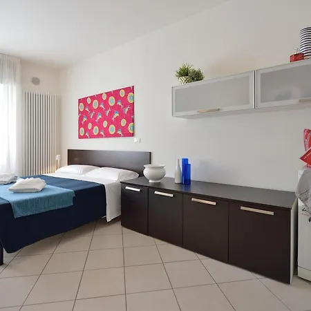 Apartamento Mina 1 *